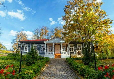 Постер Музейно-досуговый комплекс «Усадьба Танеевых» в Владимира