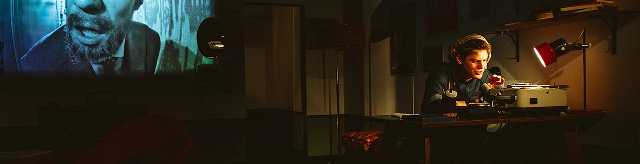 Постер Зеркало в Воронеже