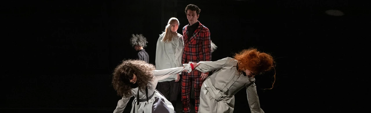 Постер За белым кроликом в Воронеже