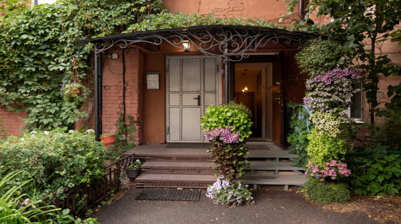 Постер Резиденция М