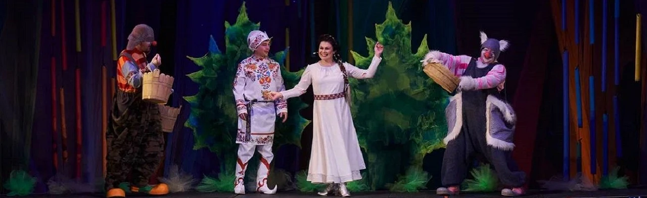 Постер Два клёна в Йошкар-Оле