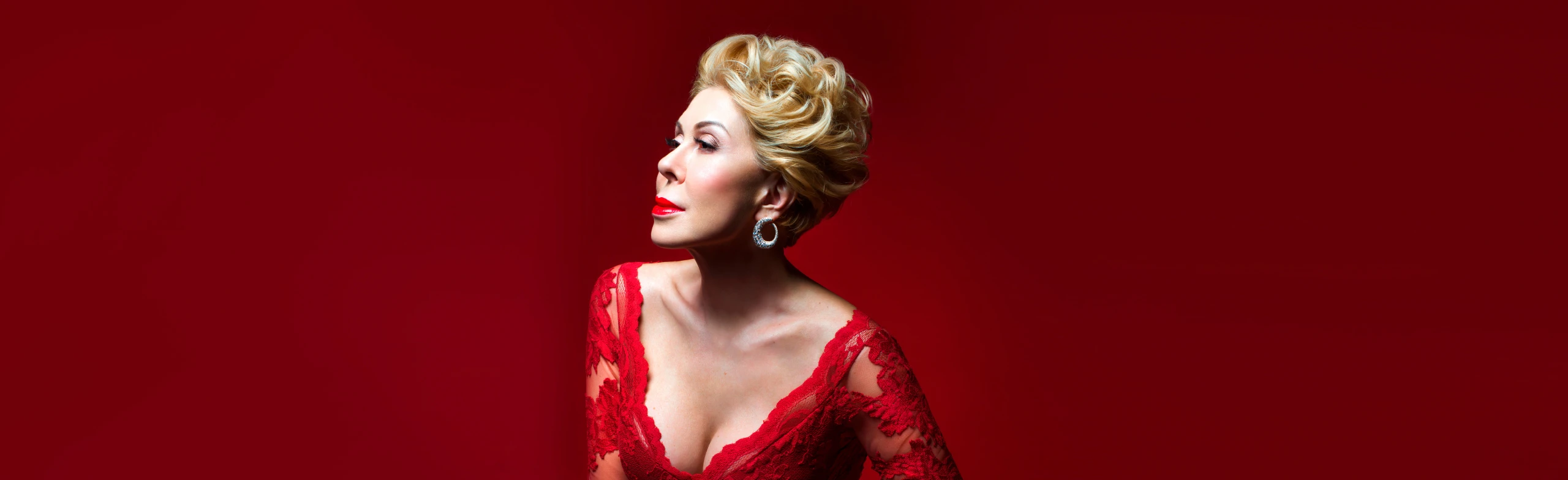 Постер Любовь Успенская