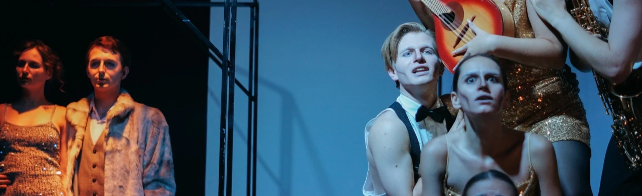 Постер Жизнь Человека в Краснодаре