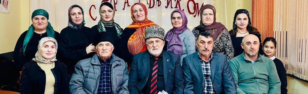 Постер «Материнское сердце-теплота и любовь» в Махачкале