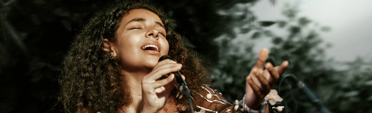 Постер София Ацбеха Негга в Москве