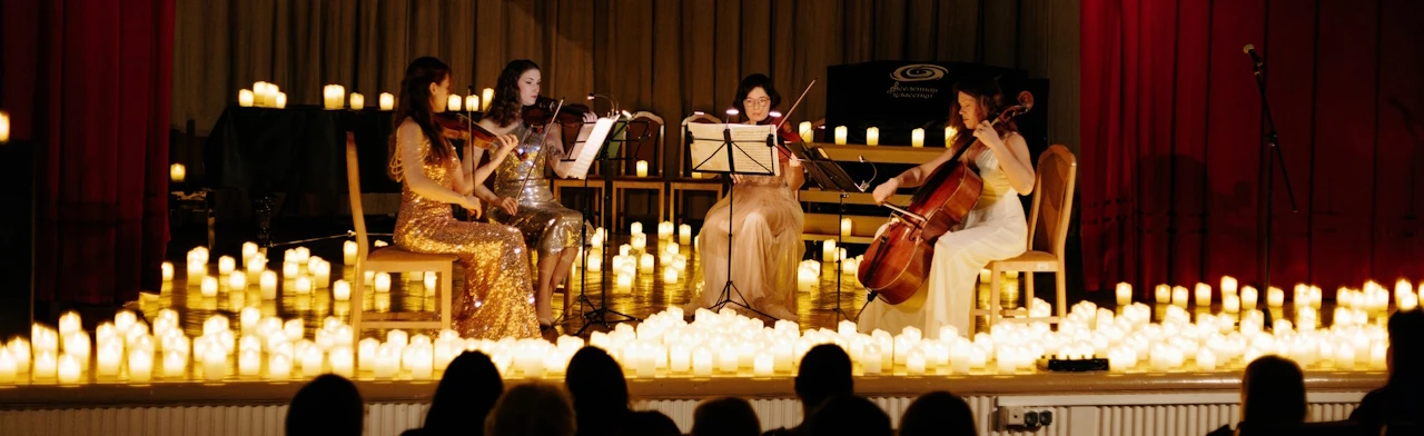 Постер Классика при свечах. «Времена года» Вивальди в Москве