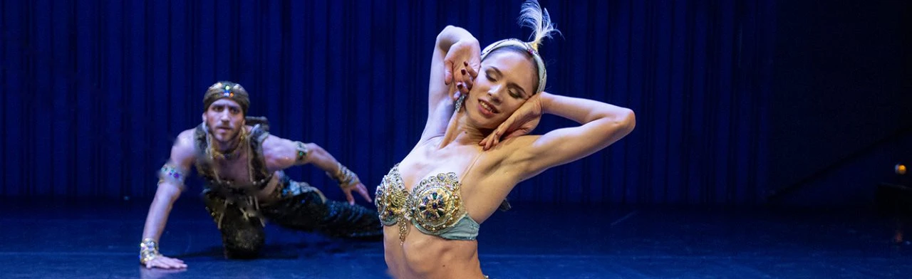 Постер Newyeargala/Новыйгодгала в Москве