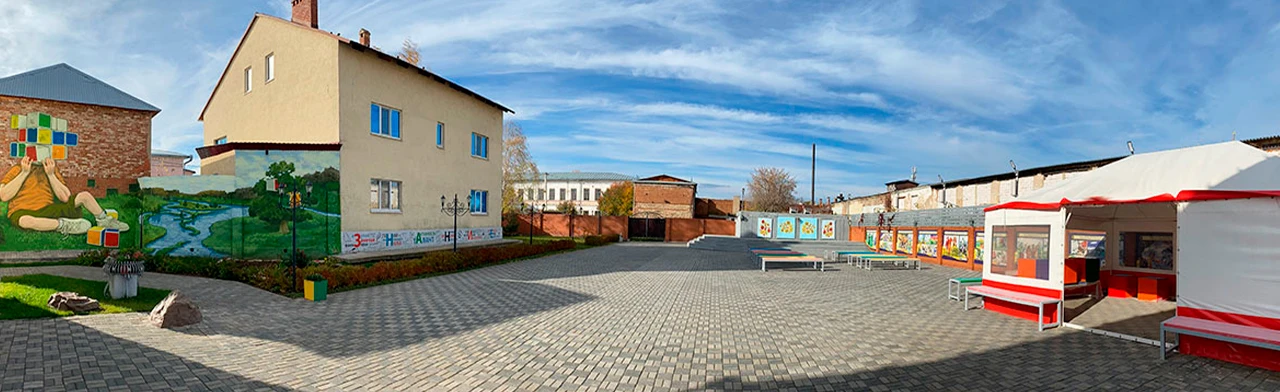 Постер Маленькие герои большой войны. Программа