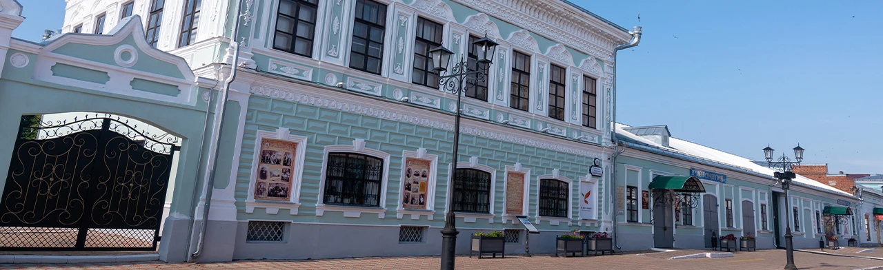 Постер Слава советскому народу. Экскурсия в Набережных Челнах