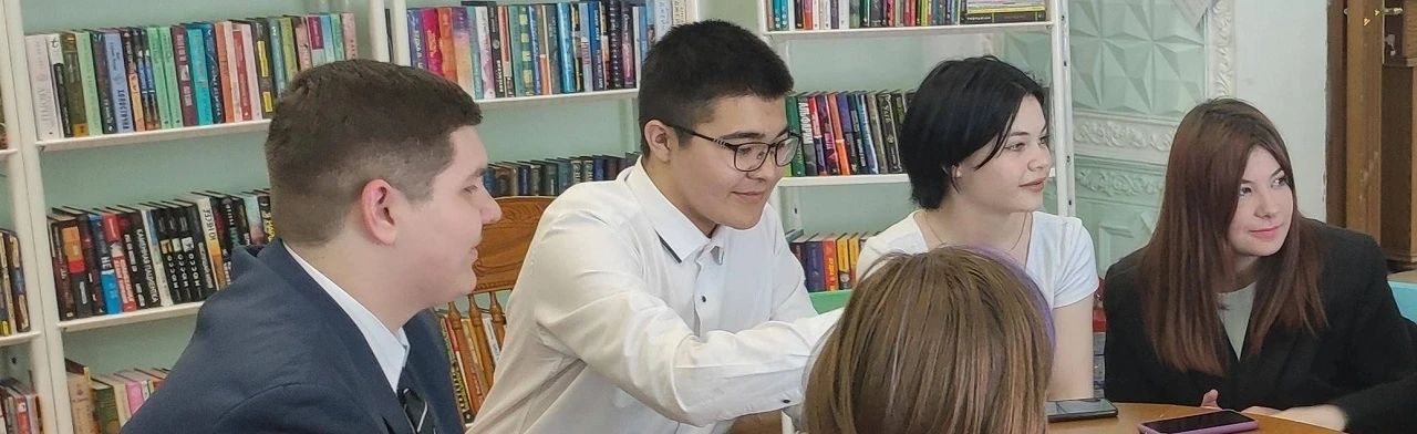 Постер Куда сходить на майские праздники в Оренбурге