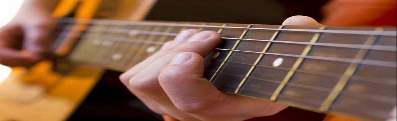 Постер Мастер-класс по игре на классической гитаре в Ростове-на-Дону