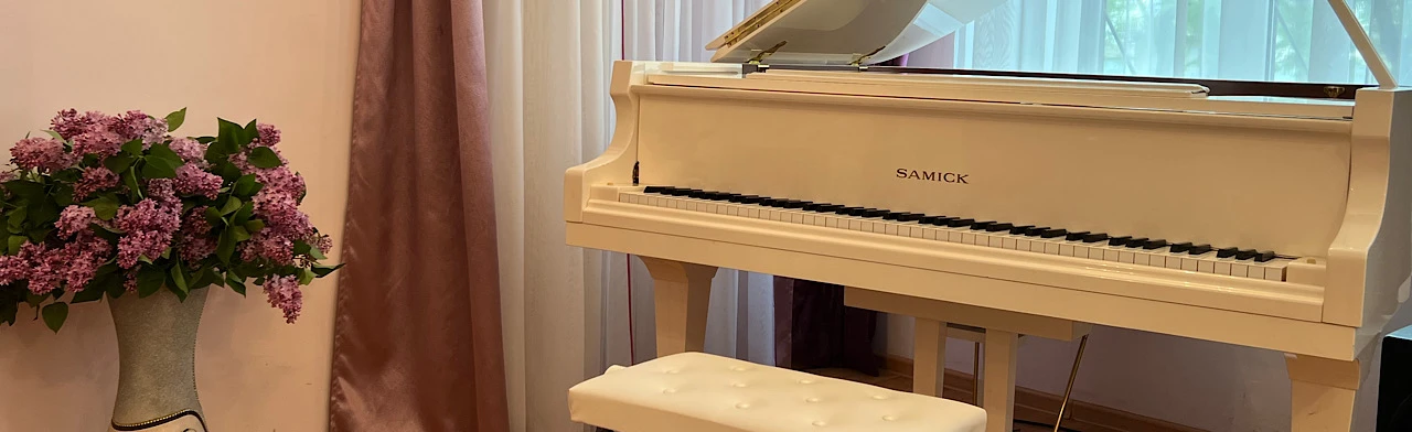 Постер Песня остаётся с человеком