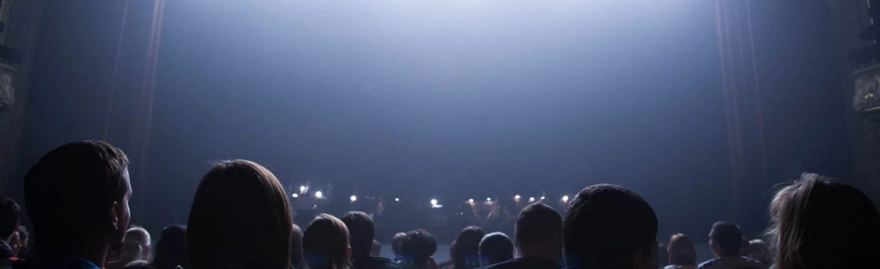 Постер Отель «У погибшего альпиниста» в Санкт-Петербурге