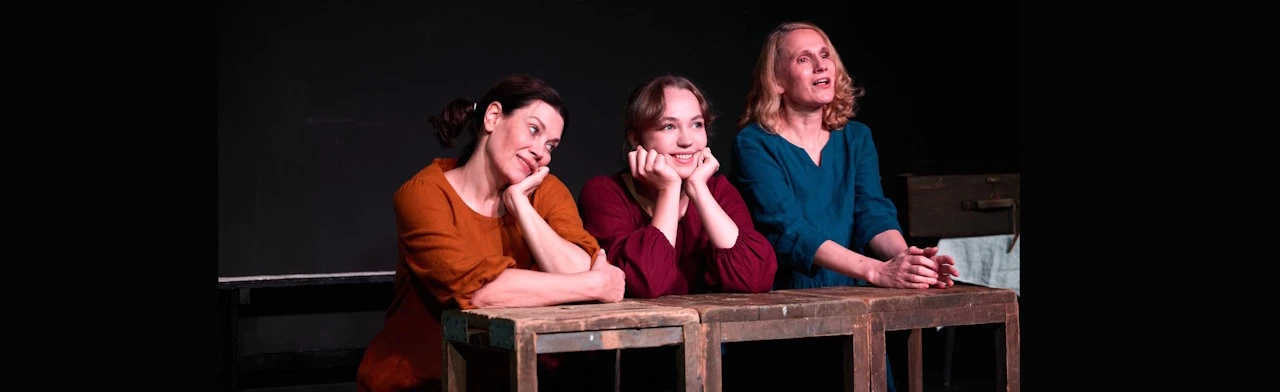 Постер Стороною дождь в Санкт-Петербурге