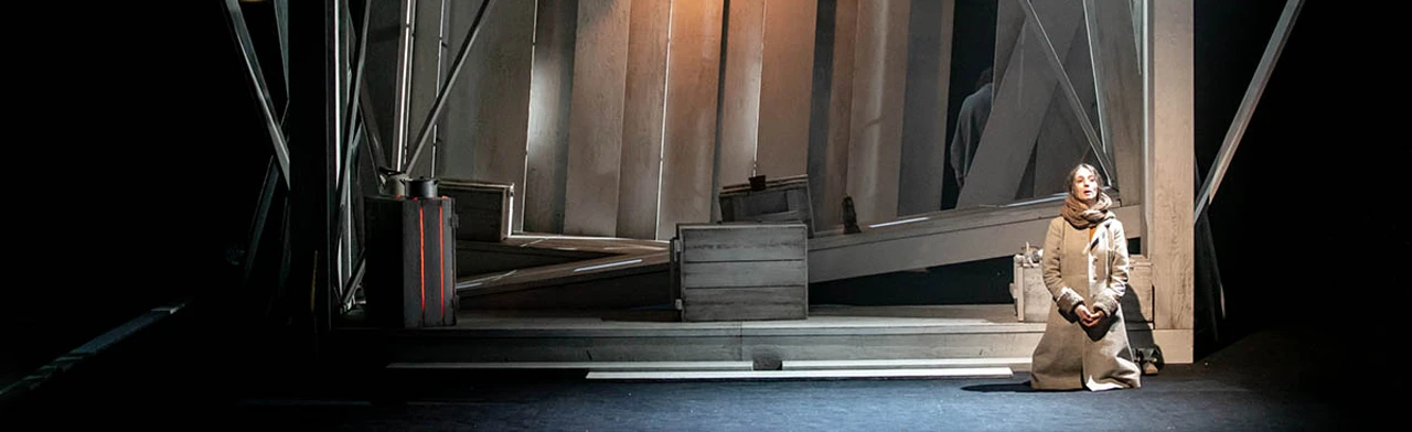 Постер Оружие сердец в Санкт-Петербурге