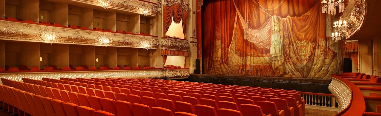 Постер Спектакль-экскурсия "Заблудшие" 19.00, отель Коринтия в Санкт-Петербурге