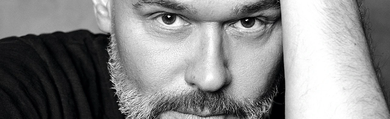 Постер Научи меня жить. Максим Аверин Моноспектакль в Воронеже